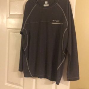 Men’s Columbia shirt